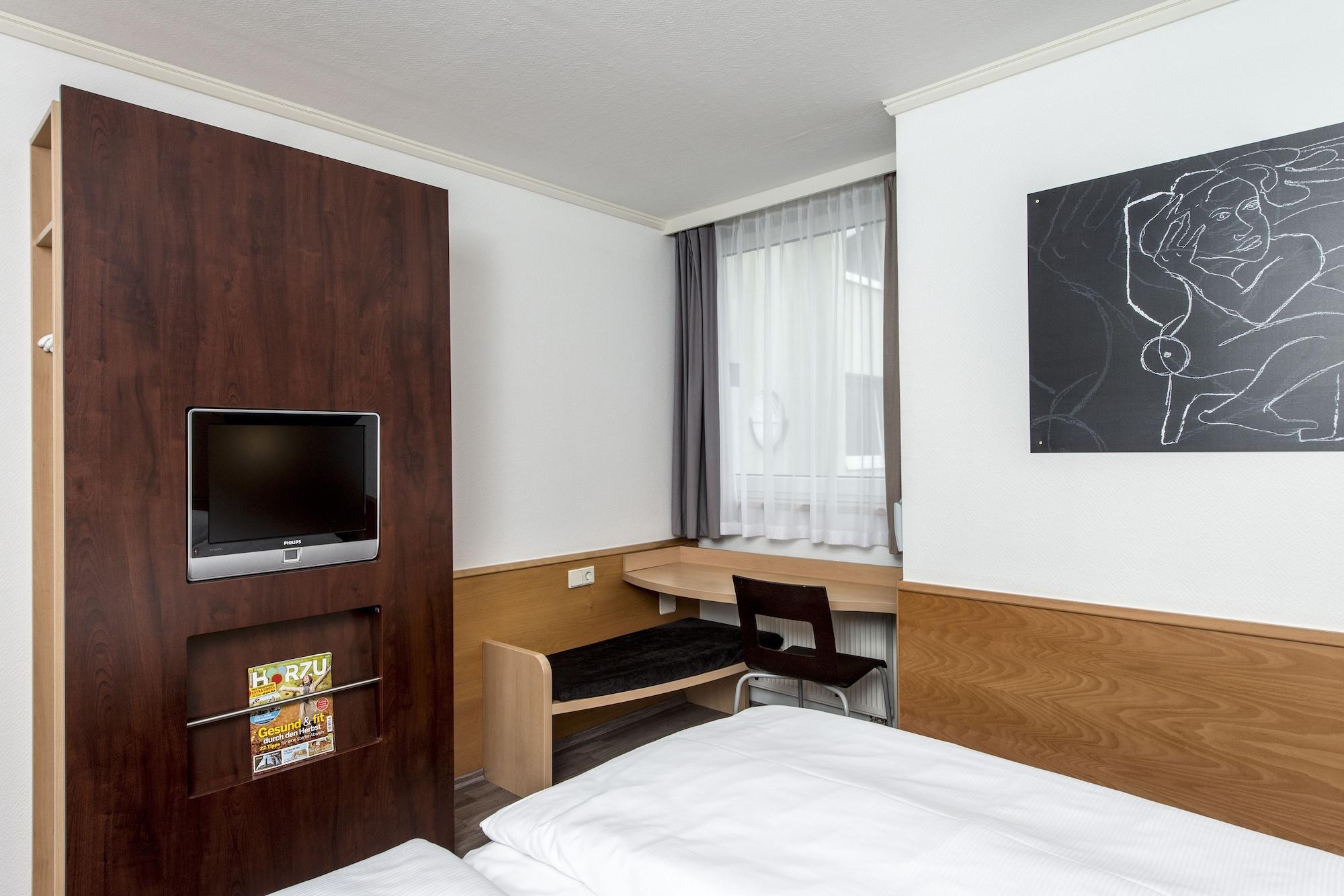 Ibis Leipzig Nord-Ost Hotel Стая снимка